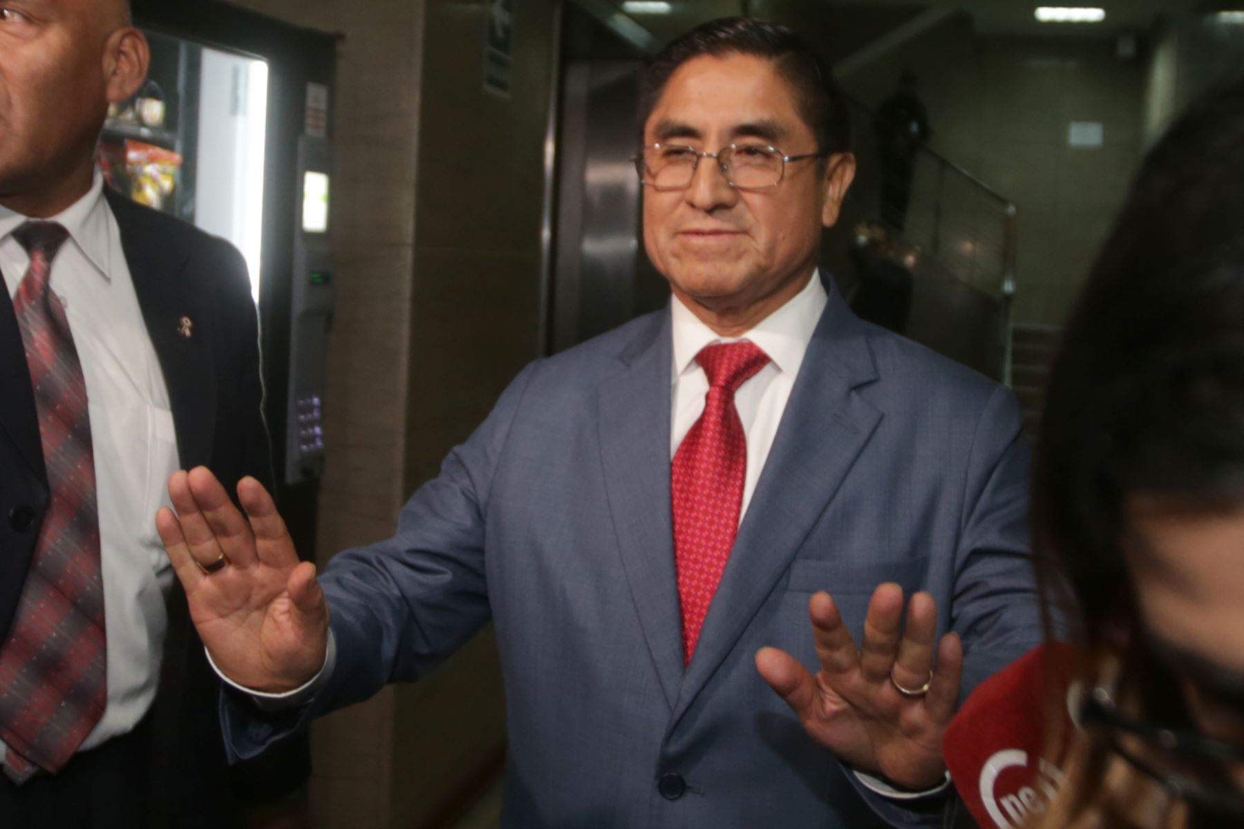 César Hinostroza seguirá libre en España, juez rechaza prisión provisional