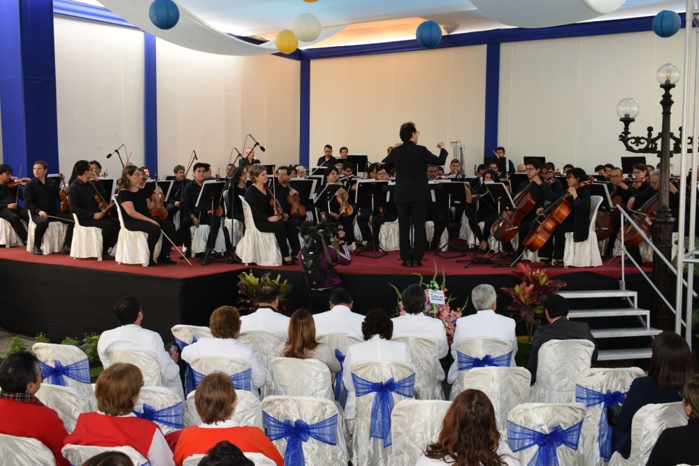Orquesta Sinfónica Nacional llevó alegría al Hospital del Niño