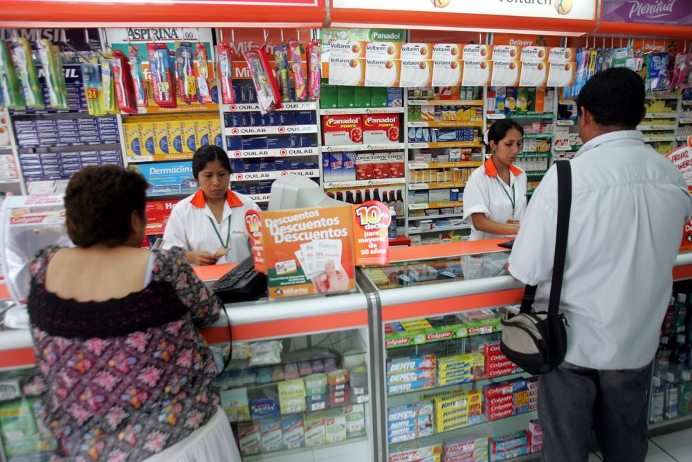Farmacias y boticas deben vender 40 tipos de medicamentos genéricos