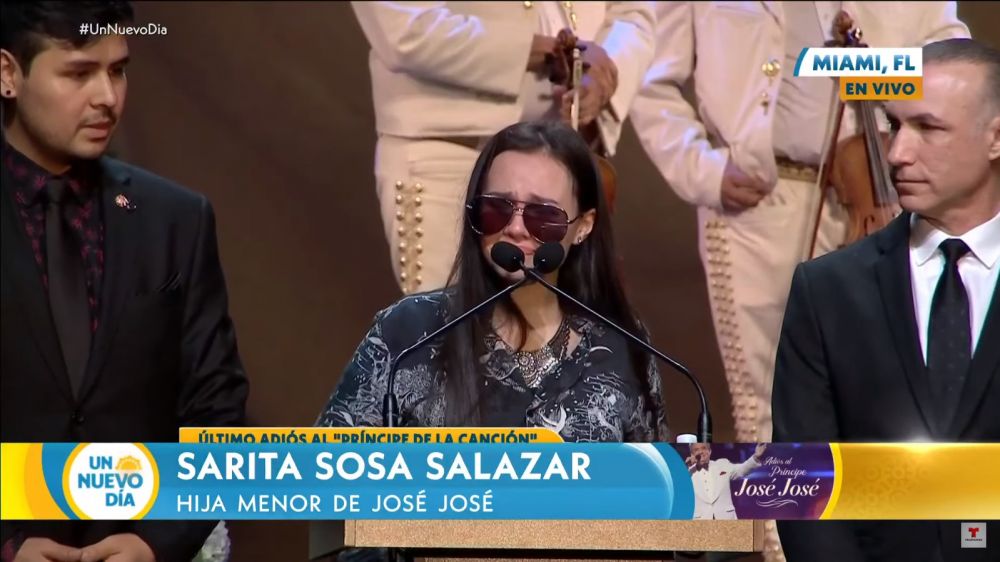Sarita Sosa hija de José José