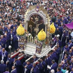 Señor de los Milagros, sigue el recorrido de la procesión en Lima