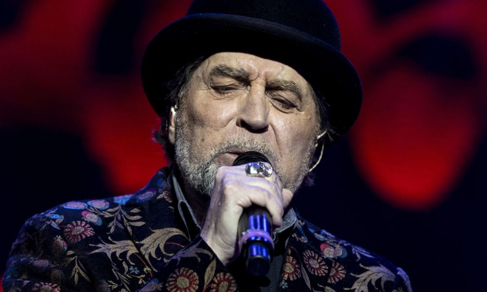 Joaquín Sabina fue operado de un derrame cerebral e internado en UCI