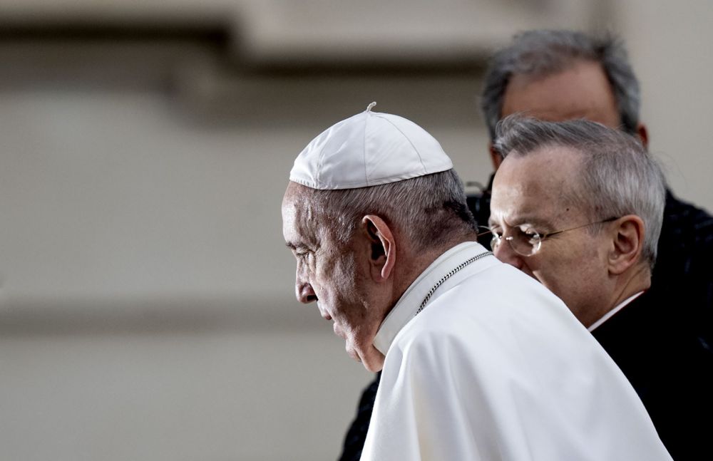 Papa Francisco enfermó tras emitir mensaje a víctimas del coronavirus