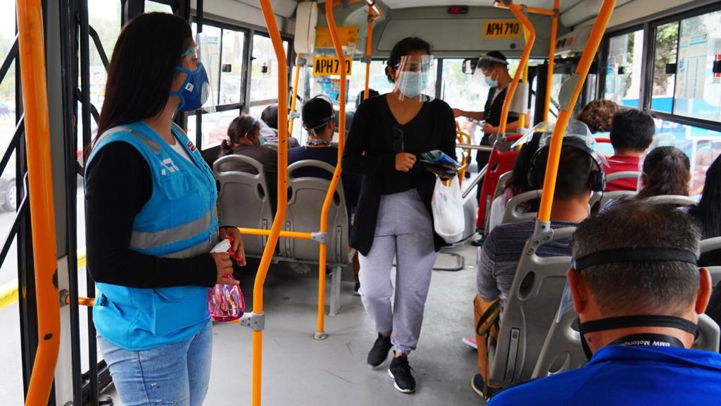 #NoBajemosLaGuardia ante la COVID-19 en el transporte público piden Minsa y ATU