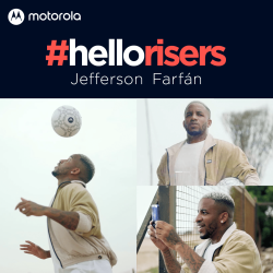 Jefferson Farfán en nueva campaña de Motorola con historias reales, inspiración e impacto social