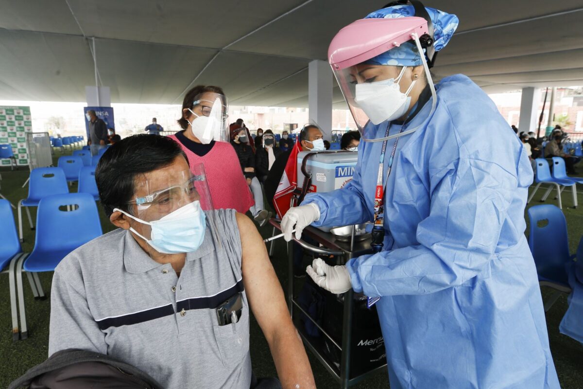 Vacunatón en Lima contra el COVID-19
