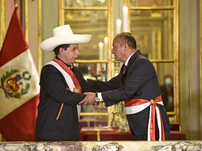 Pedro Castillo y Juan Silva