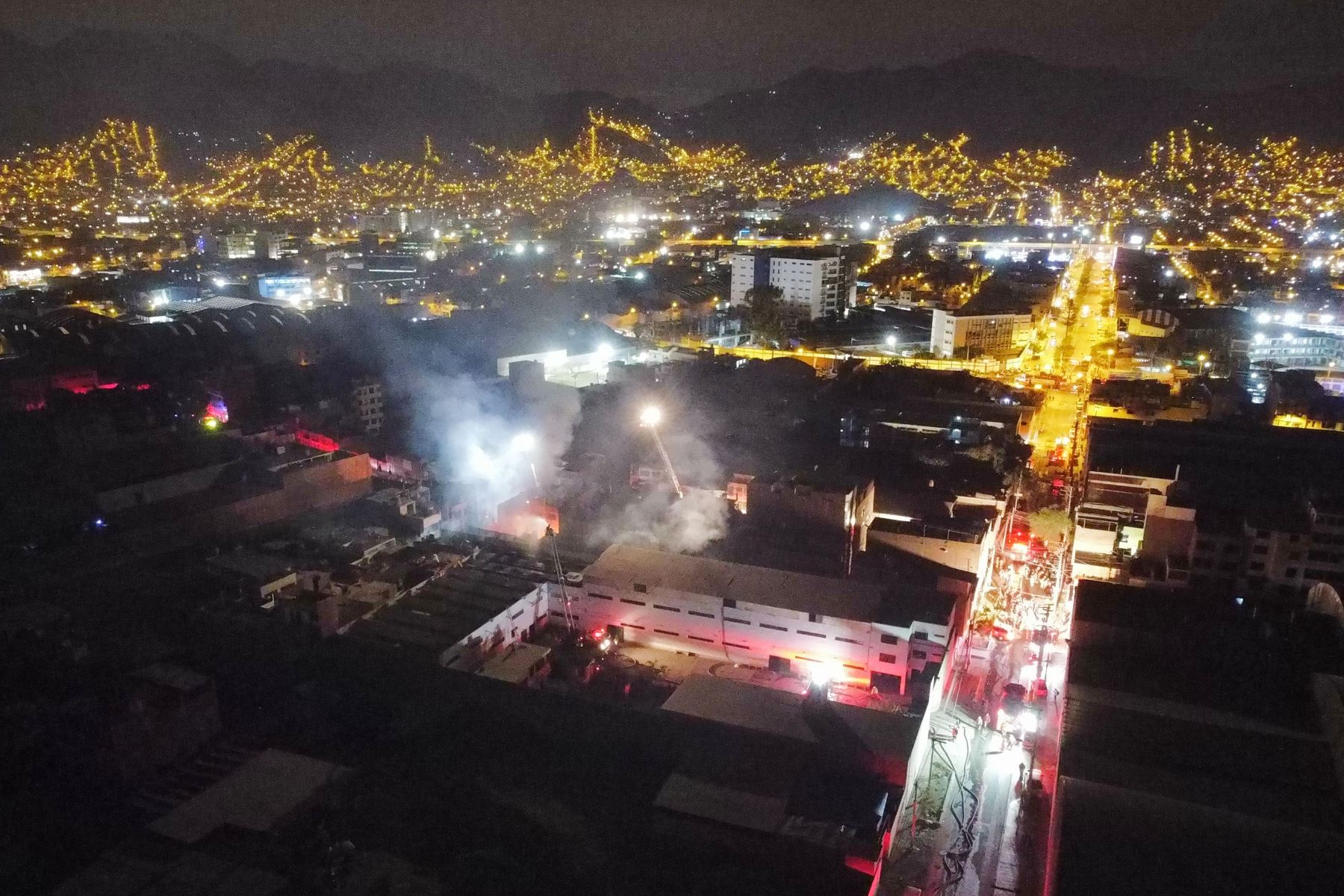 Incendio en San Juan de Lurigancho