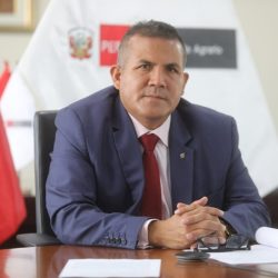 Ministro Javier Arce renuncia al Midagri tras críticas por su inexperiencia y antecedentes judiciales