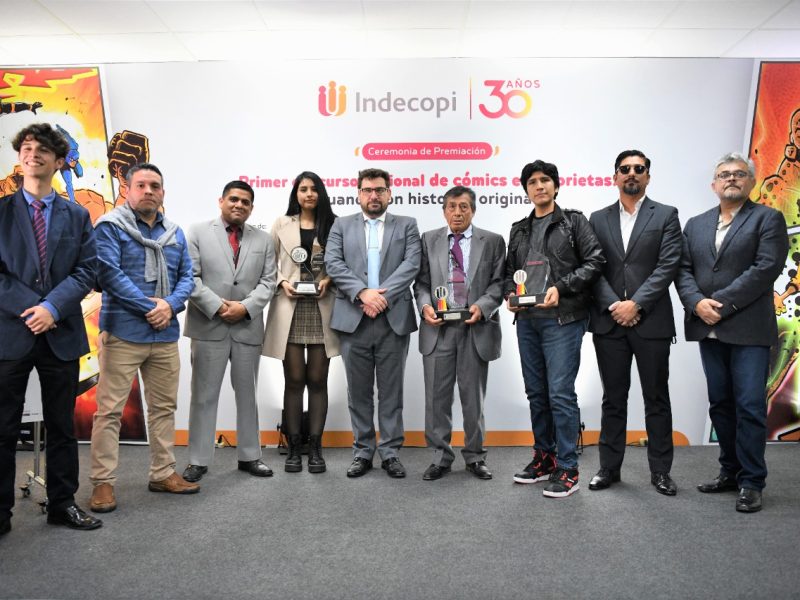 Indecopi premia a ganadores del Concurso Nacional de Cómics y exhibe 120 cómics enviados por jóvenes creativos de todo el Perú