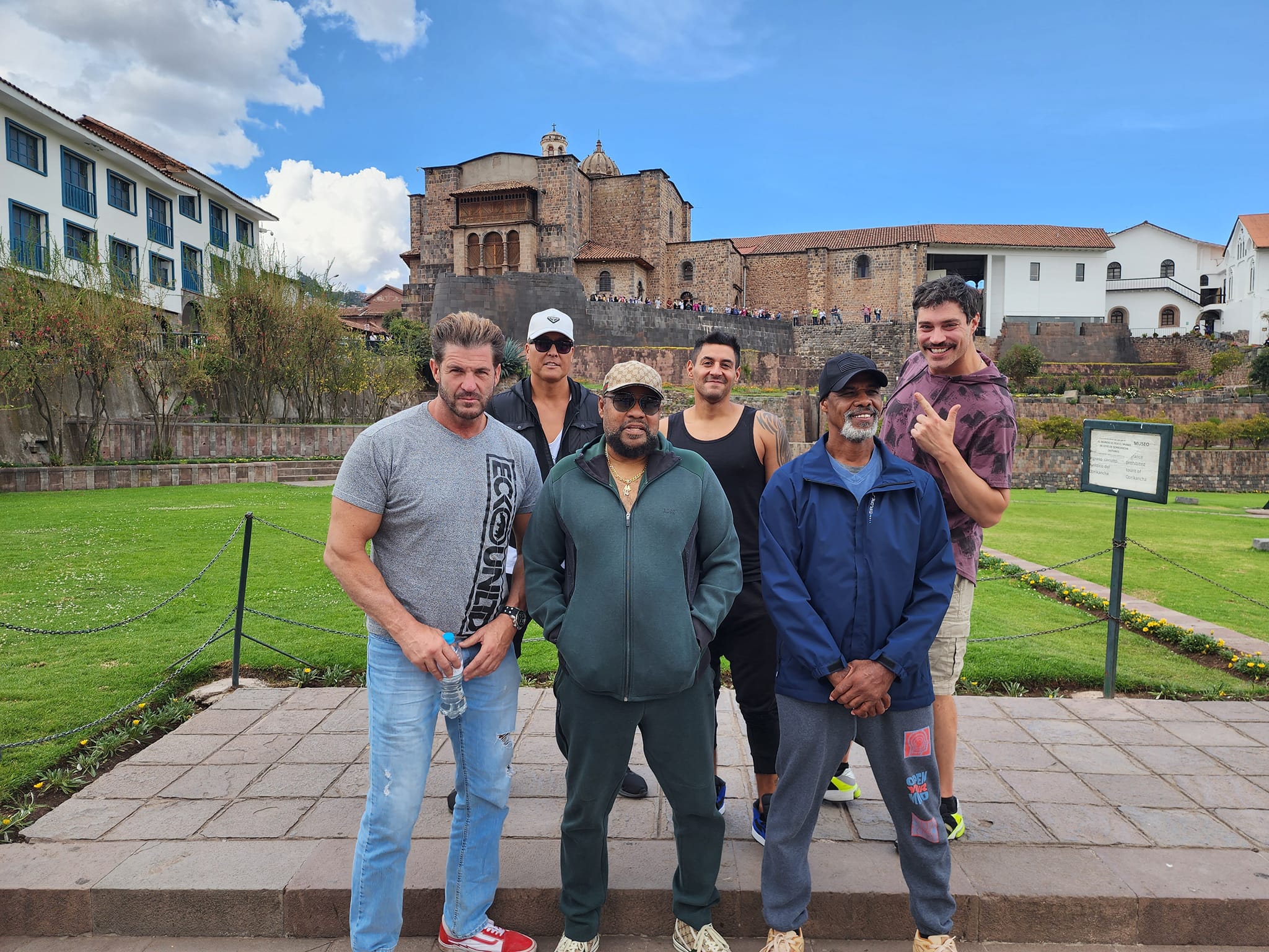 Los Village People llegaron al Cusco