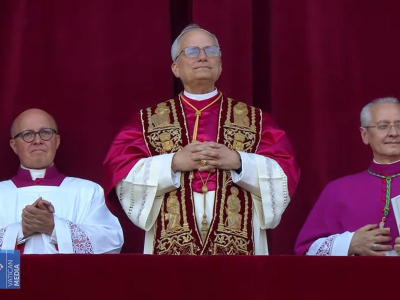 Nuevo papa Robert Prevost