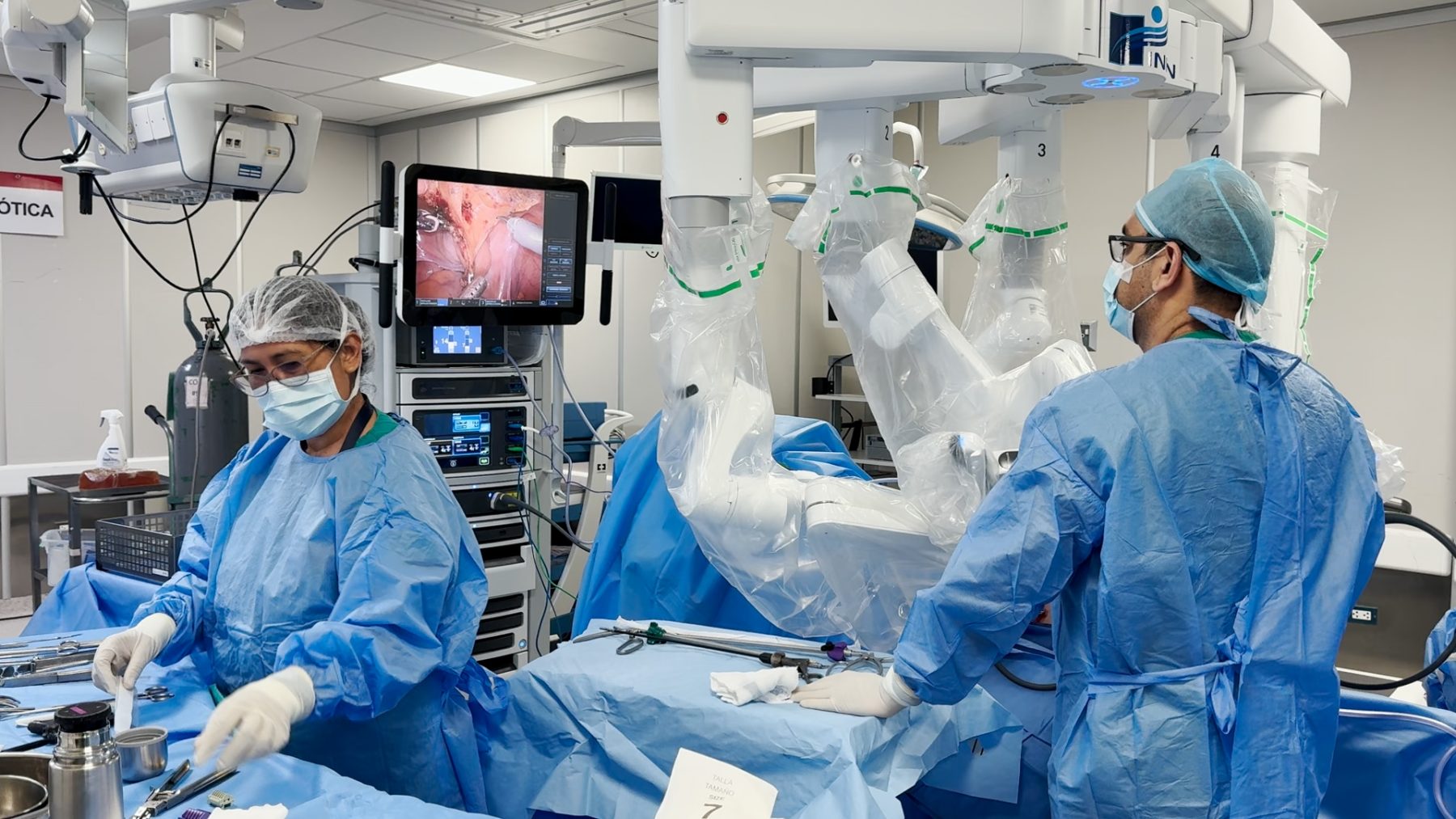 INEN alcanza las 500 cirugías robóticas: un avance histórico en la medicina oncológica pública del Perú